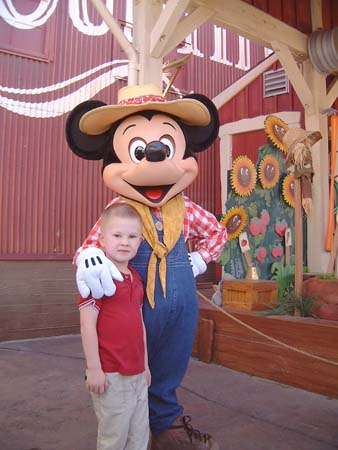 Disney's California Adventure - Mickey & Howard