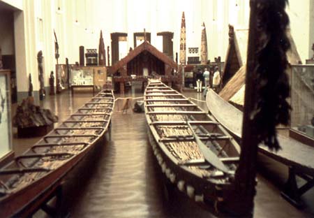 Wellington Museum - Maori Canoes