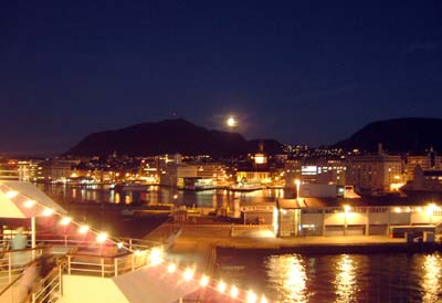 Bergen - At Night from Braemar