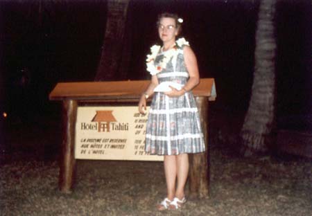 Mum - Hotel Tahiti